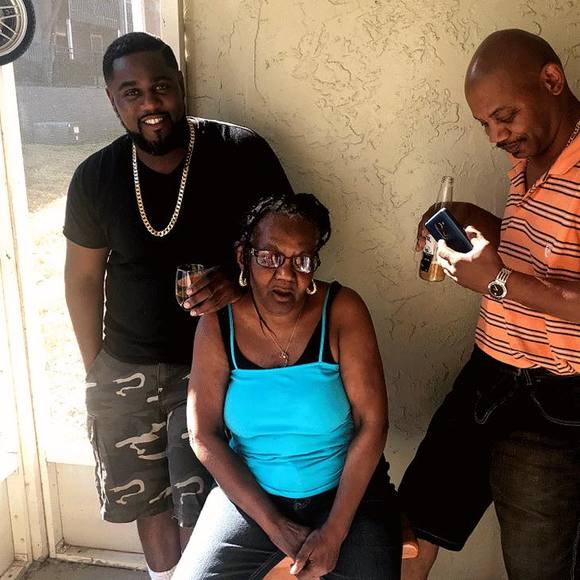 Meet your Posher, Peter - Picture 1 of 1